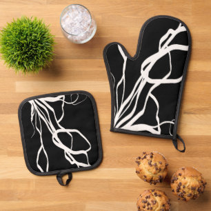 Bouquet Noir: Abstract Black & White Oven Mitt & Pot Holder Set