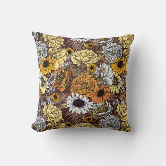 Bouquet of flowers- roses, peonies, daisies ans fe throw pillow (Front)