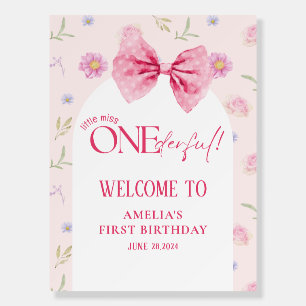 Bow little miss Onederful birthday welcome sign