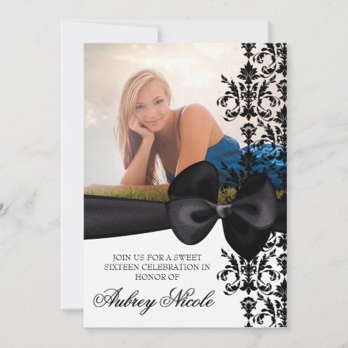 Bowed Damask Accented 5 x 7 Invite [Black]