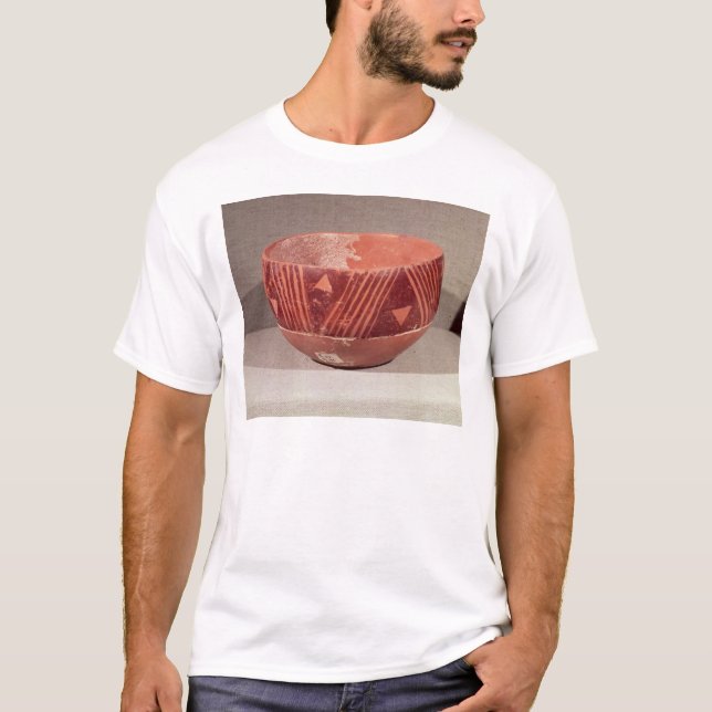 Bowl with triangular pattern, from Banpu, T-Shirt (Front)