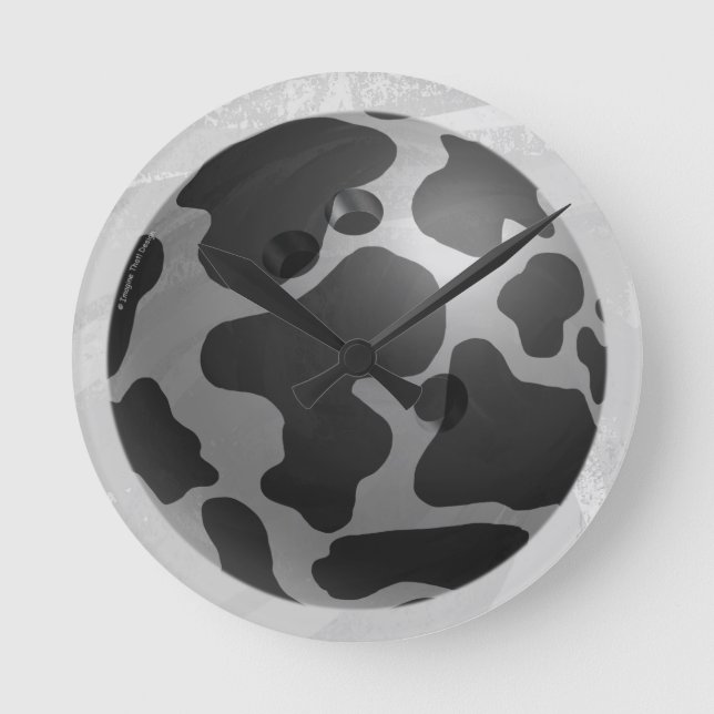 Bowling Ball Cow Gray Round Clock (Front)