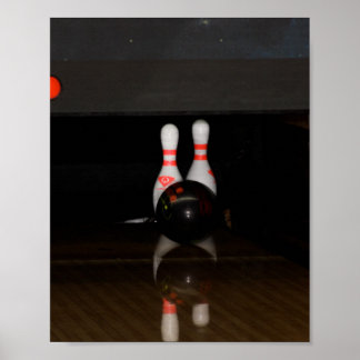 Bowling pin poster