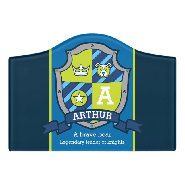 Boys name bear coat of arms knight sign (Small Crest Front)