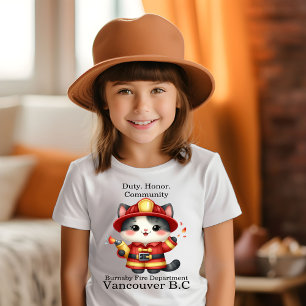 Brave firefighter cat ready to save! T-Shirt