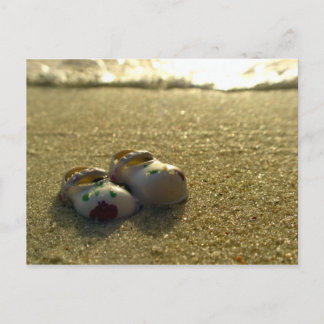 Breaktime - Doll shoes at the beach Close up Postcard
