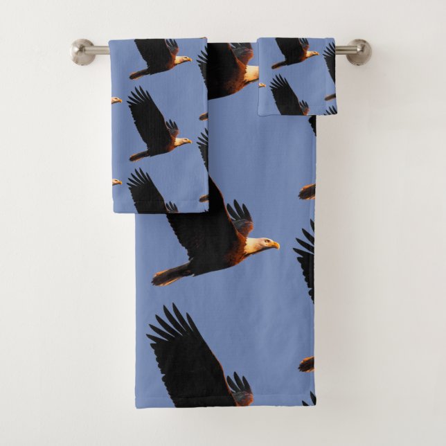 Breathtaking Bald Eagle in Winter Sunset Flight Bath Towel Set (Insitu)