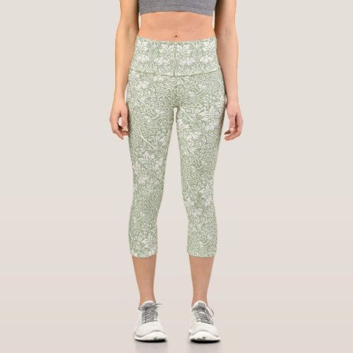 BRER RABBIT IN PISTACHIO _ WILLIAM MORRIS CAPRI LEGGINGS