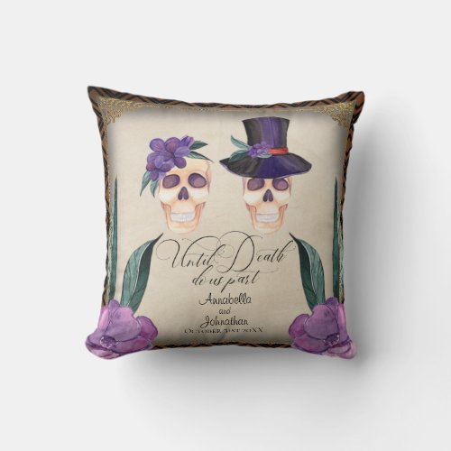 Bride and Groom Skulls Halloween Theme Wedding Pap Throw Pillow