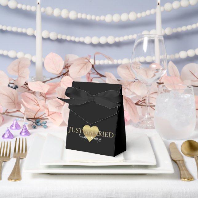 BRIDE  Black & Gold Heart Wedding Bridal Party Favor Boxes (Wedding)