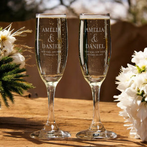 Bride & Groom Monogram Wedding Elegant Modern Champagne Flute
