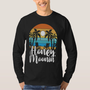 Bride Groom Vacation Newlywed Honeymoon Retro Hone T-Shirt