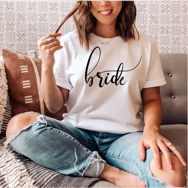 Bride Script Elegant Minimalist Names T-Shirt (Creator Uploaded)