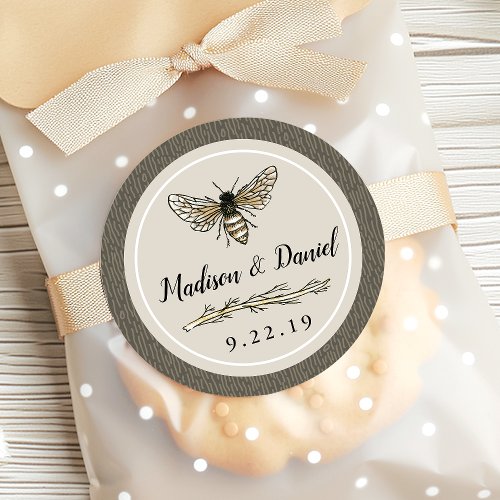 Wedding Stickers 10 Bride To Bee Rustic Umber Elegant Vintage Wedding Classic Round Sticker