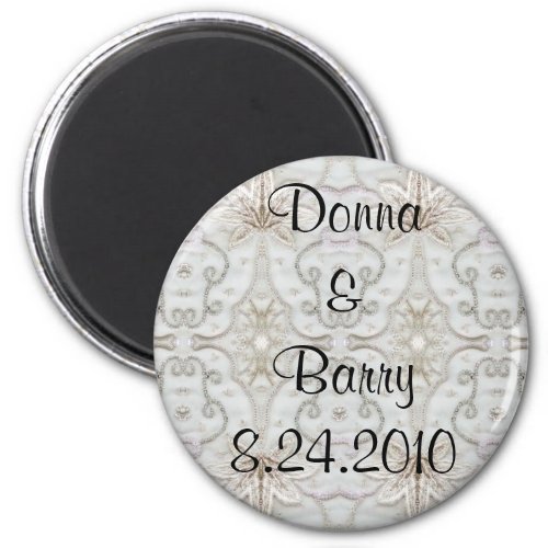 Bride Wedding lace grey off white Magnet