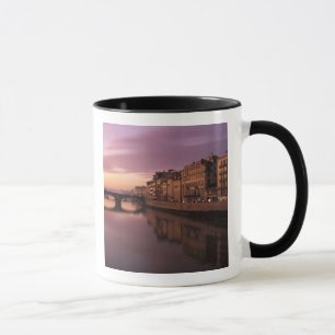 Bridges over the Arno River at sunset, Mug