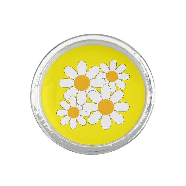 Bright and Bold Daisy Ring (Front)
