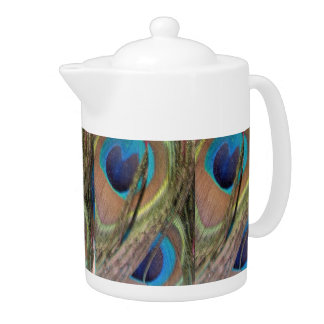 Bright Peacock Feathers Pattern Teapot