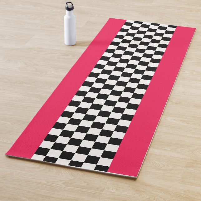 Bright pink and checkerboard yoga mat (In Situ)