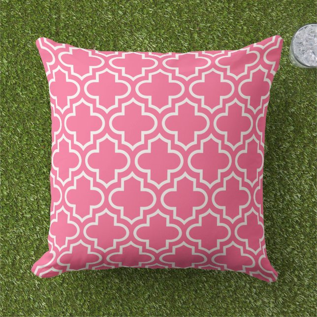 Bright Pink White Quatrefoil Trellis Outdoor Pillow (Grass)