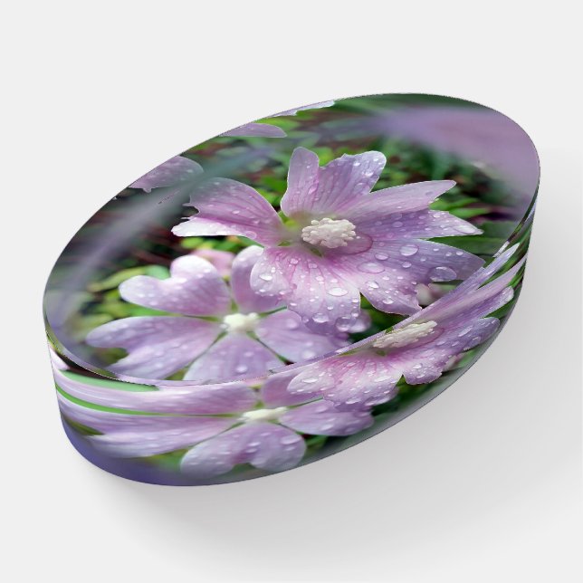 Bright purple paperweight (Angled)