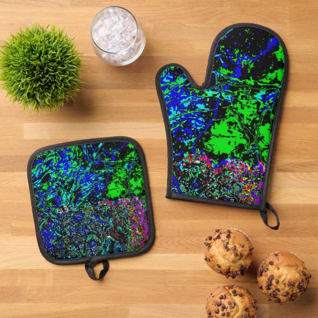 Bright texture pot holder and oven mitt,Iridescent Oven Mitt & Pot Holder Set (Top Down)