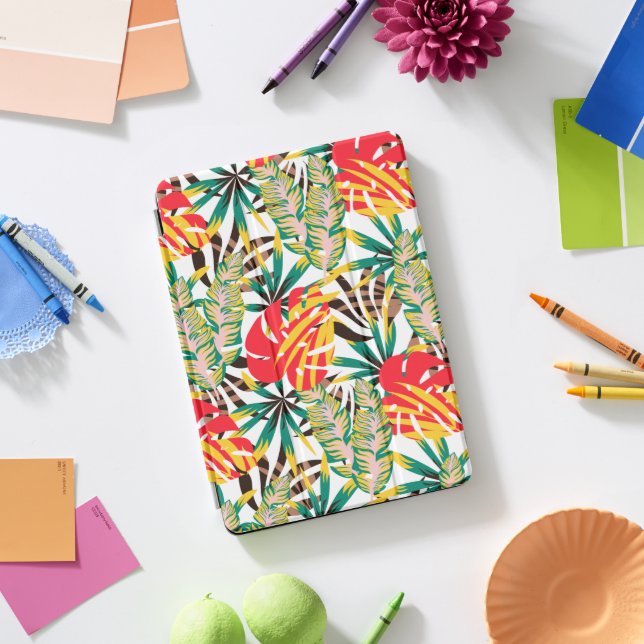 Bright Tropical Pattern iPad Pro Cover (Desk)