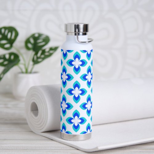 Bright Two Toned Blue Flower Pattern Water Bottle