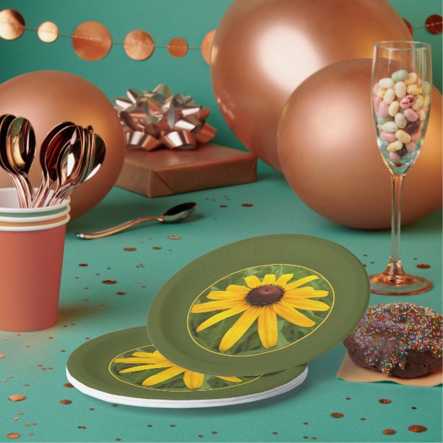 Bright Yellow Solo Rudbeckia Photo Party Paper Plates (Multi)