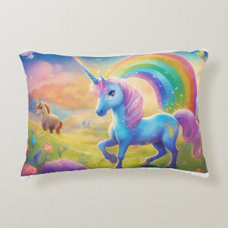 Brillo el Unicornio y la Círculo de Sabiduría Accent Pillow
