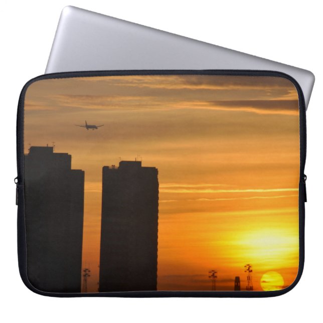 BRITISH SUNSET PC HOUSER LAPTOP SLEEVE (Front)