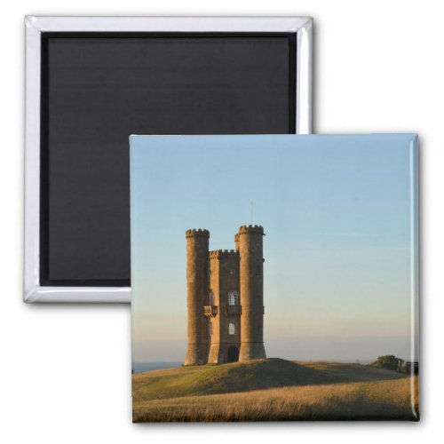 Broadway tower in the Cotswolds magnet