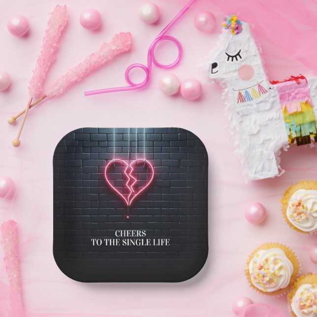 Broken Heart Divorce Party Paper Plates (Party)