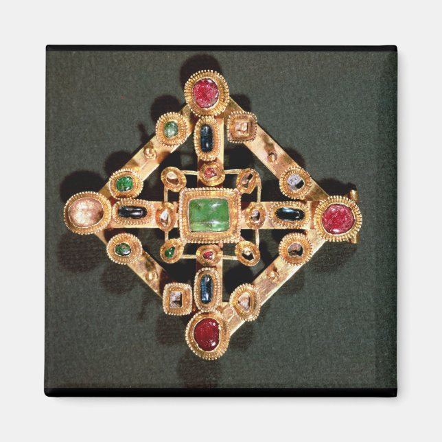 Brooch in the form of a Greek cross Magnet (Front)
