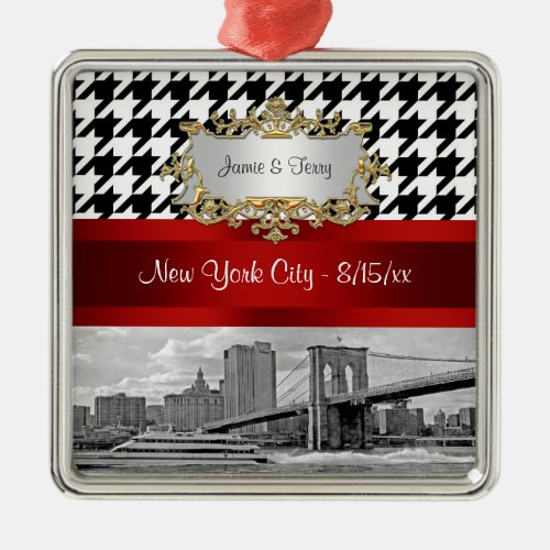 Brooklyn Bridge Blk Wht Houndstooth Ornament