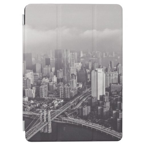 BROOKLYN BRIDGE NEW YORK A FOGGY DAY iPad AIR COVER