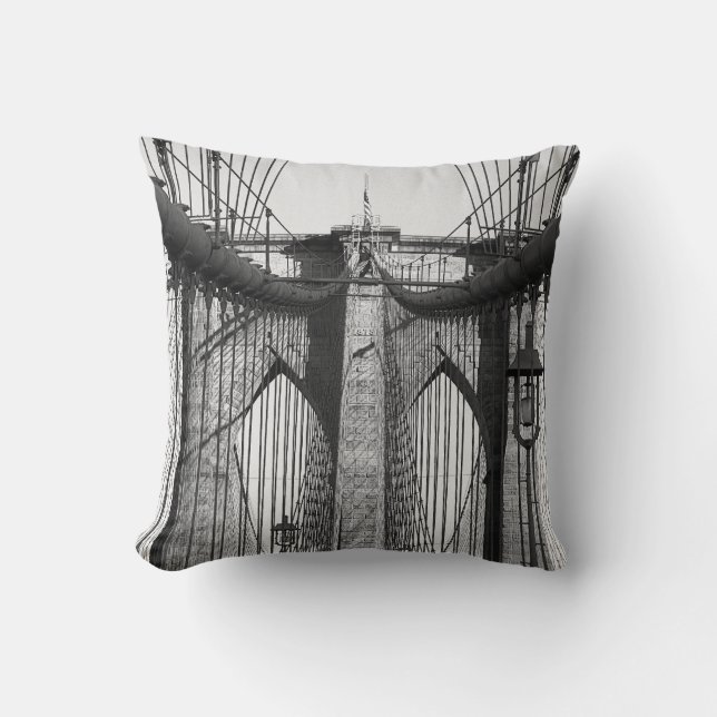 Brooklyn bridge, NYC theme toss pillow (Front)