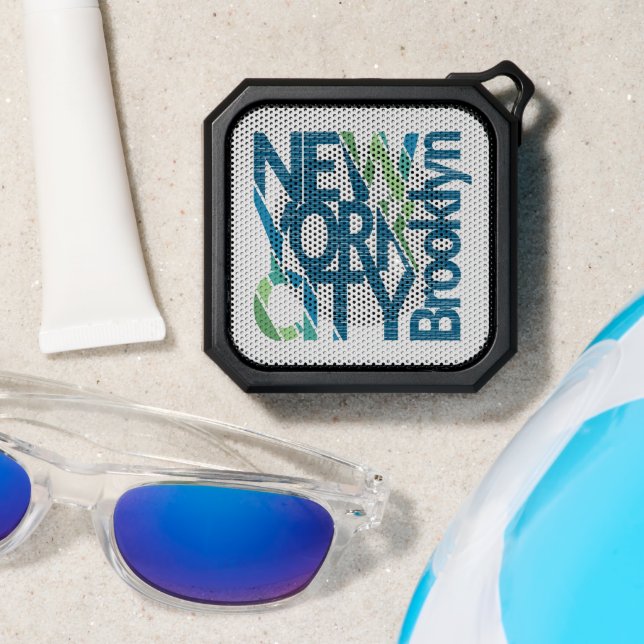 Brooklyn New York Typography Bluetooth Speaker (Insitu(Beach))