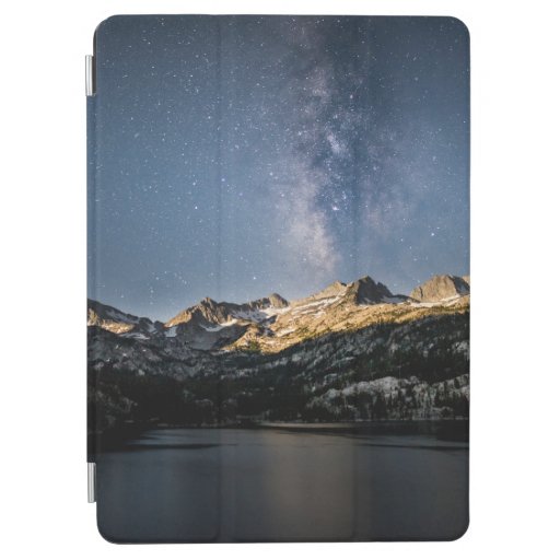 BROWN AND BLACK MOUNTAIN UNDER GRAY CLOUDY SKY iPad AIR COVER