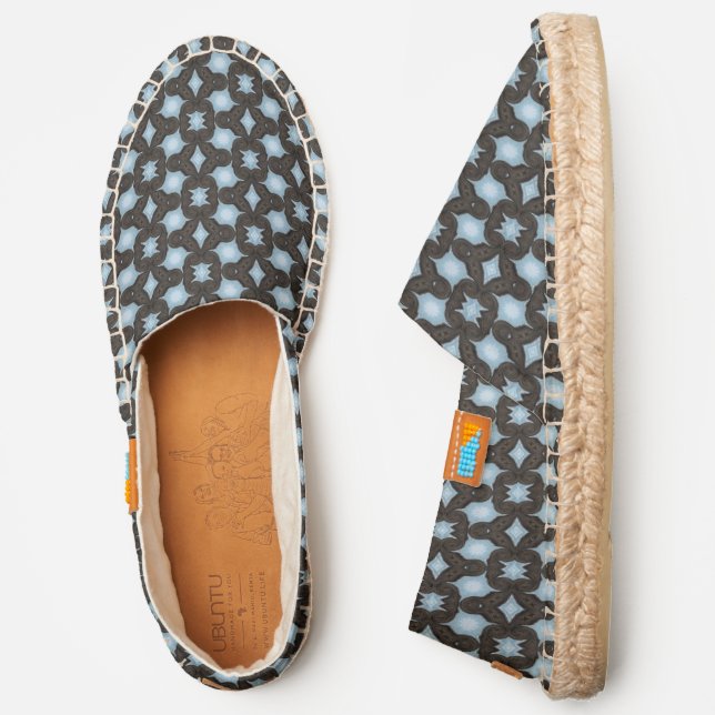 Brown and blue pattern espadrilles (Side)