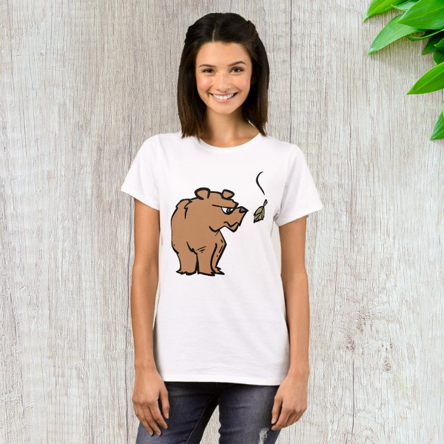 Brown Bear with Falling Autumn Leaf Cute Wildlife  T-Shirt (Creator Uploaded)