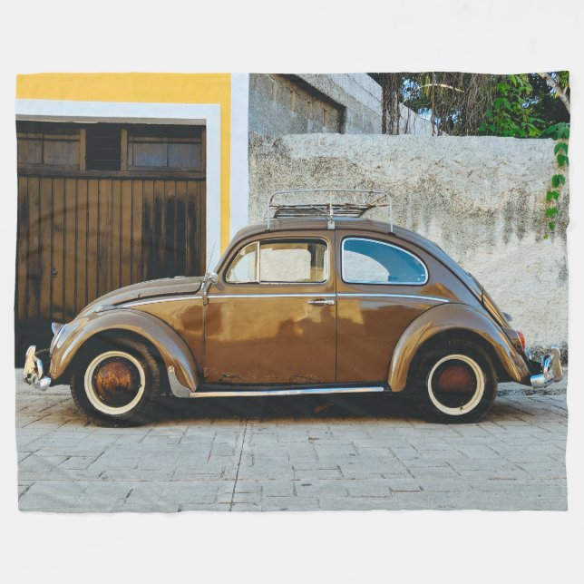 BROWN BUG FLEECE BLANKET (Front (Horizontal))