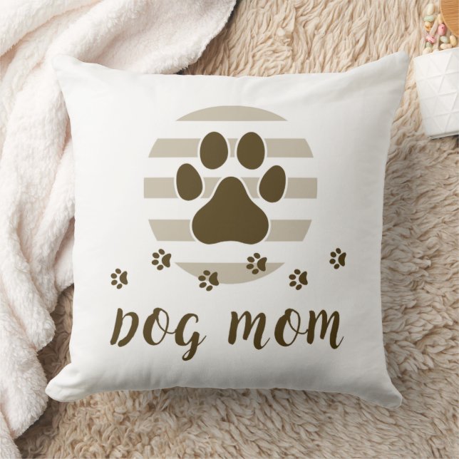 Brown Dog Mom Love 20x20 Throw Pillow (Blanket)