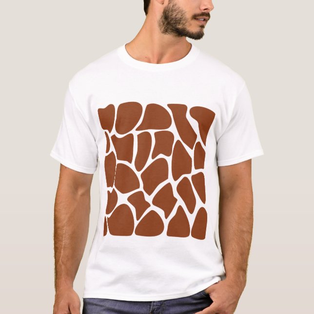 Brown Giraffe Print Pattern. T-Shirt (Front)