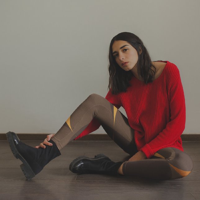 Brown Retro Circles Capri Leggings (Creator Uploaded)