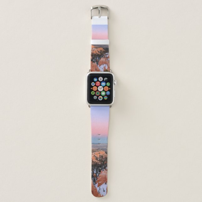 BROWN ROCKY MOUNTAIN UNDER BLUE SKY APPLE WATCH BAND (Front)