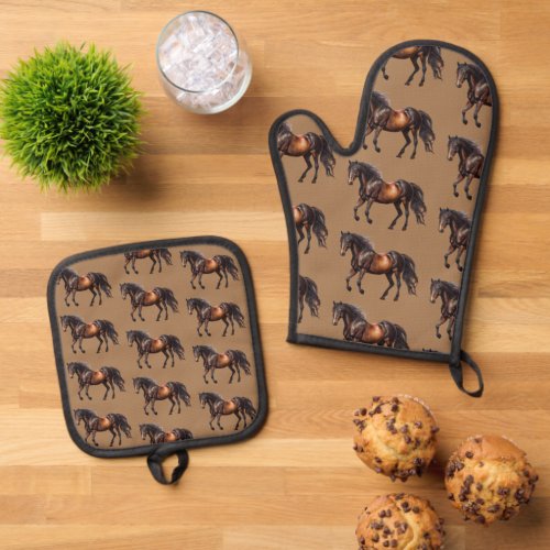 Brown Southwest Animal Horse Cowboy Cowgirl  Oven Mitt  Pot Holder Set