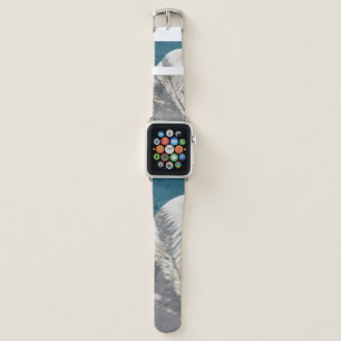 Brown wooden lounger near body of water apple watch band