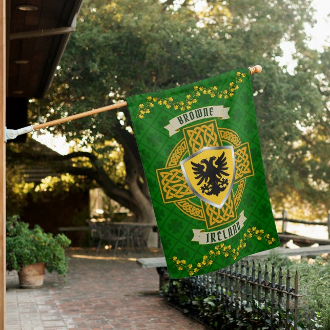 Browne Irish Shield w/Celtic Cross Personalized House Flag (In SItu)