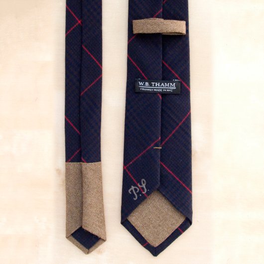 Bruce - Men's Skinny Necktie in Plaid and Brown (Back)